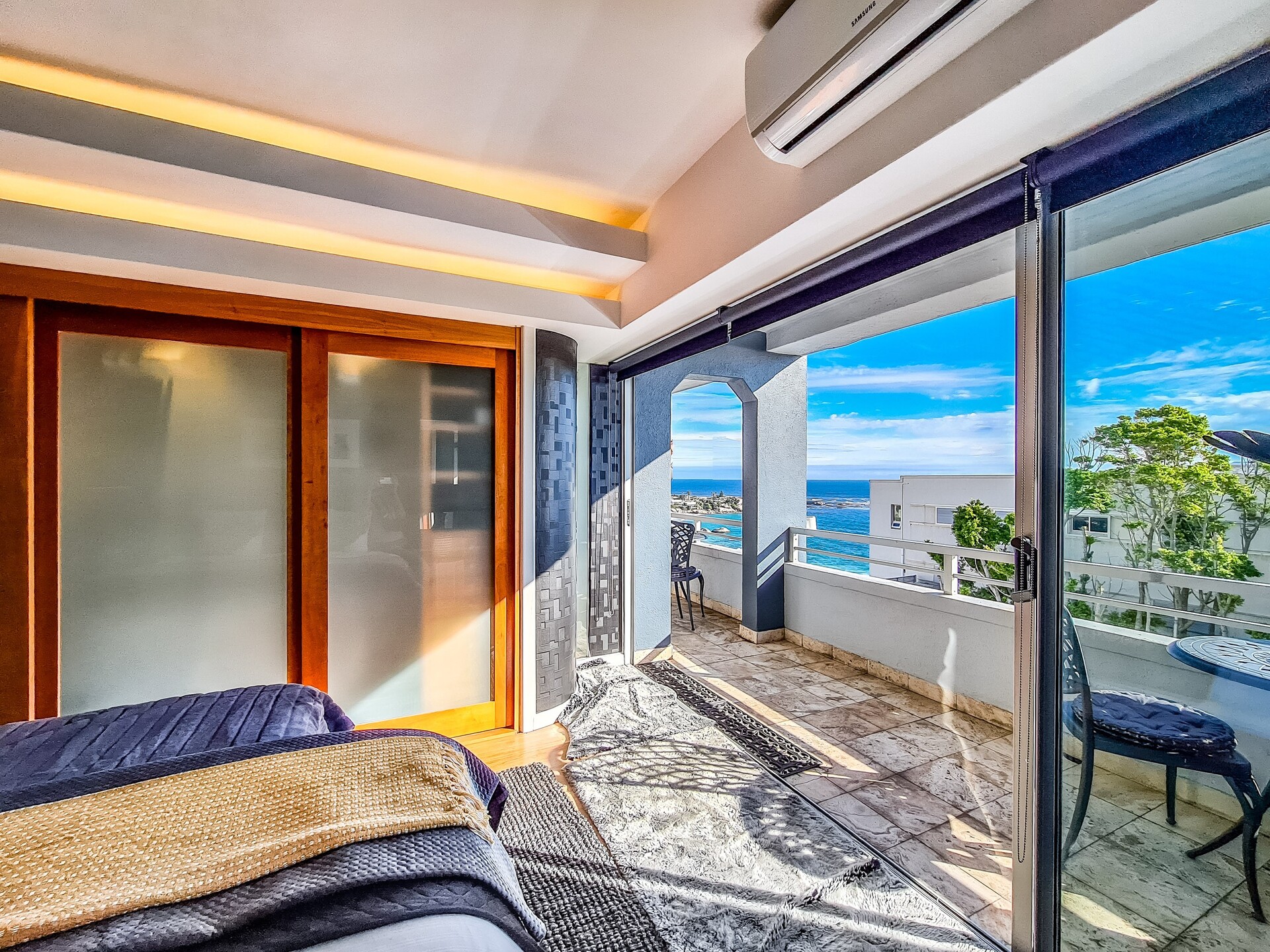Clifton Beachfront Executive Apartment - Bedroom (5)