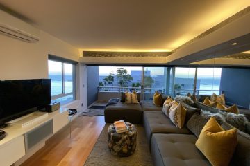 Beachfront Executive Apartment Lounge6